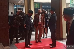Gunakan Setelan Jas Batik, Presiden Timor Leste Kunjungi PBNU