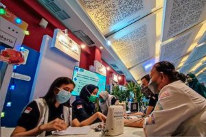 Buka Screening Kesehatan, Dinkes DKI buka Layanan Vaksin Booster di Jakarta Fair