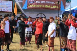 Jaga Warisan Budaya, Ratusan Klub Layang-layang Tradisional Gabung dalam Bali Kate Festival ke-44