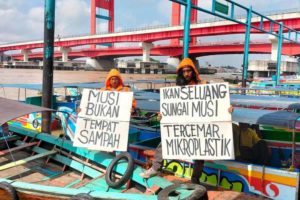 Aksi Damai APM dan ESN Ajak Masyarakat Palembang Kurangi Penggunaan Plastik