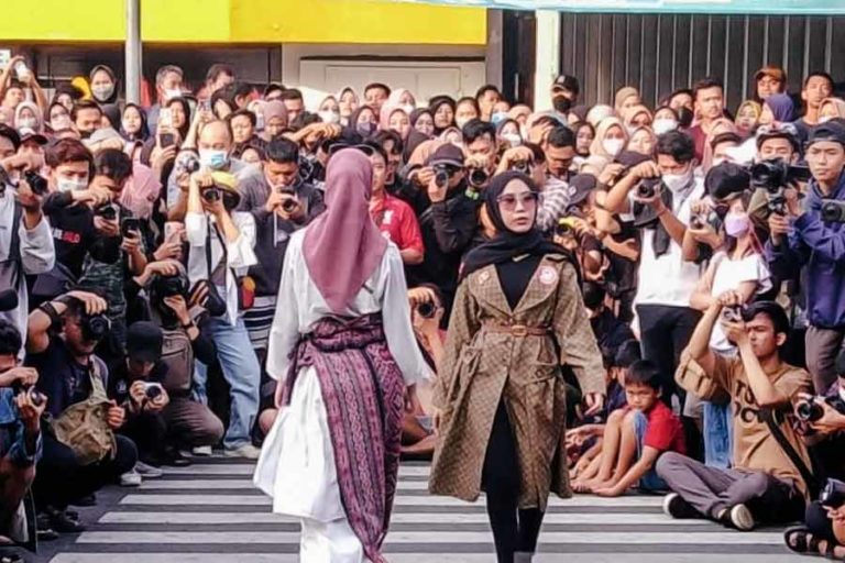 Diminati Anak Muda, Muria Fashion Week Kudus Diharapkan Perkuat Kreativitas Desainer Lokal