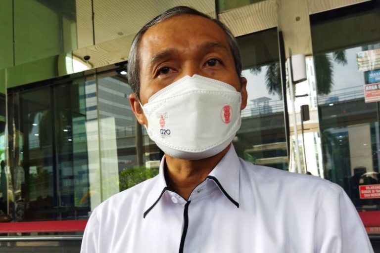 KPK Minta Lukas Enembe Berobat di Dalam Negeri