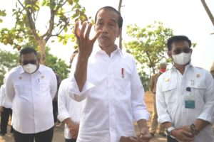 Jawaban Jokowi Terkait TNI/Polri Masuk Kementerian: Belum Mendesak