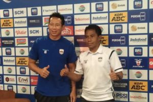 Tanpa Pelatih, Persib Bandung Tetap Kejar Kemenangan Lawan PSIS Semarang
