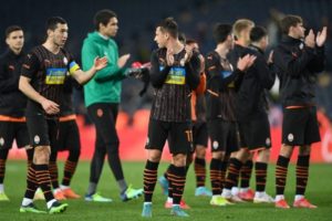Perang Belum Usai, Liga Sepakbola Ukraina Kembali Dimulai