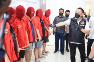 Polrestabes Surabaya Ringkus 7 Pelaku Sindikat Judi Online