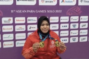 Angkat Berat Indonesia Borong 10 Medali Emas ASEAN Para Games 2022