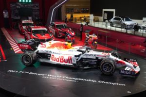 Honda Tampilkan Replika Mobil F1 Bermesin Turbo Hybrid di GIIAS 2022