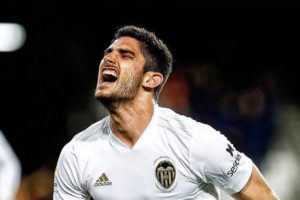 Wolves Datangkan Goncalo Guedes dari Valencia