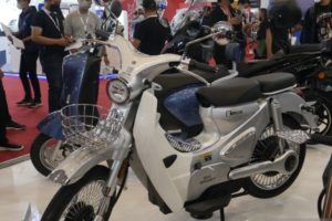 Motor Listrik Karya Anak Bangsa Ikut Ramaikan GIIAS 2022