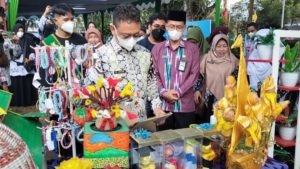 Resmikan Bank Sampah Mini, Edi Kamtono: Sampah Bakal Bernilai Emas