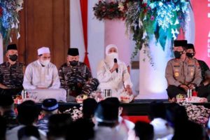 Gubernur Khofifah Ajak Warga Bermunajat untuk Jatim Pulih Lebih Cepat dan Bangkit Lebih Kuat