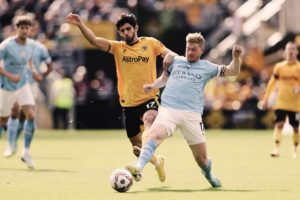 Bermain 10 Orang, Lage Puji Semangat Pemain Wolves Meski Kalah dari Man City