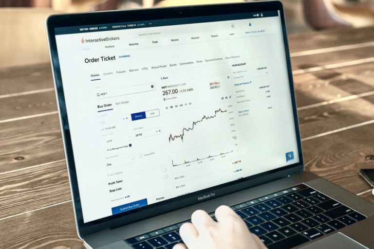 Ekonomi Nasional Dinilai Cukup Kuat Hadapi Kenaikan Suku Bunga Hingga 50 Bps