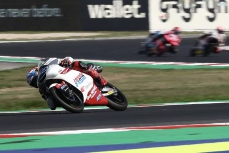 Terjatuh, Mario Aji Gagal Selesaikan Balapan Moto 3 di San Misano