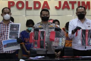 Polda Jatim Tangkap 7 Pelaku Penggelapan 30 Ton Gula Rafinasi