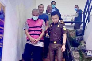 Kejari Kabupaten Bekasi Tangkap Kades Cibuntu Tersangka Pungli PTSL