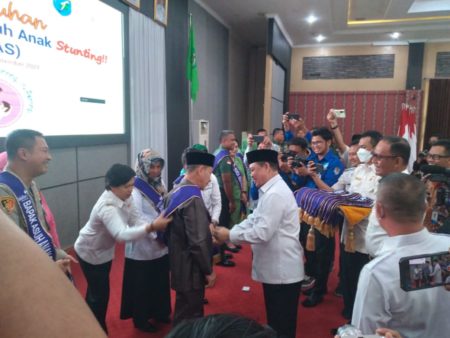 Kejar Target Nasional, Bapak dan Bunda Stunting Kodam XII Tanjungpura Dikukuhkan Wagub Kalbar