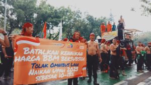 Tolak Kenaikan Harga BBM dan Tuntut Penyesuaian Upah, KSPI DKI Geruduk Balai Kota