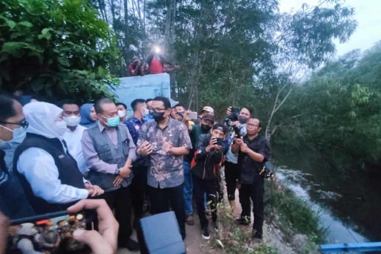 Gerak Cepat Khofifah, Jembatan di Probolinggo Putus Segera Bangun Penggantinya Lewat Dana BTT Provinsi