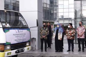 Gubernur Khofifah Lepas Ekspor Produk Halal Jatim ke Yordania dan Saudi Arabia