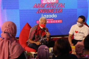 Ganjar Ajak 150 Pelaku UMKM Desa di Jateng Gabung dalam Bootcamp Gerakan Akar Digital Indonesia