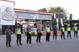 Pasca Kenaikan Harga BBM, Polres Tanjung Perak Lakukan Pengamanan di 14 SPBU Pertamina