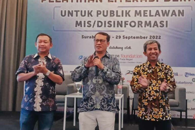 Jurus Berprasangka agar Selamat dari Info Hoaks, Seperti Apa?