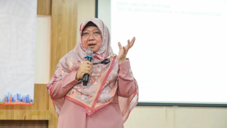 Tiap Tahun Negara Harus Cicil Bunga Utang Rp400 Triliun Anis Byarwati