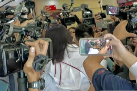 Didampingi Kuasa Hukum, Baim Wong dan Paula Penuhi Panggilan Polisi