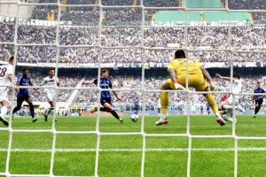 Inter Milan Kalahkan Salernitana 2-0 Berkat Gol Lautaro dan Barella