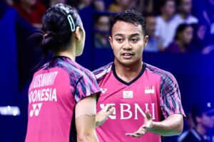 Kalahkan Wakil Tuan Rumah, Rehan/Lisa Lewati Babak Pertama Hylo Open 2022