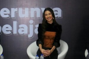 Mikha Tambayong Kampanye Bijak Bermedia Sosial Karena Jejak Digital Abadi