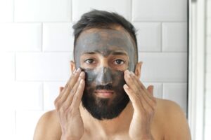 Rekomendasi 5 Skincare Terbaik yang Cocok Digunakan untuk Pria