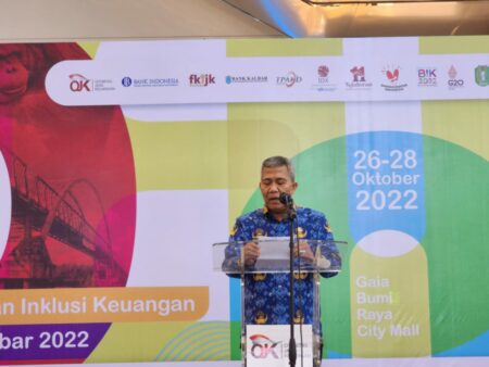 Usaha Mikro Miliki Peran Penting, Kadisperindag Kalbar Hadiri Pembukaan Financial and UMKM Expo Tahun 2022
