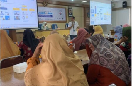 Menuju UMKM Menasional, Ratusan Orang di Ponorogo Ikuti Pelatihan Pemasaran Berbasis Digital