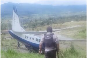Tidak Ada Korban Jiwa, Pesawat Cargo Tergelincir di Kabupaten Puncak Papua