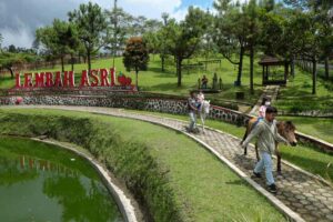 Lampaui Target, Kunjungan Wisata Nusantara di Jateng Capai 26 Juta Pengunjung