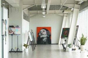 Kolaborasi Bareng 4 Kampus, UK Petra Surabaya Gelar Pameran Seni Desain