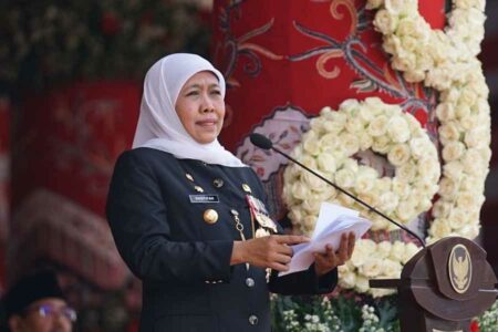 Berpotensi jadi Game Changer, Khofifah: Jatim Siapkan Jurus IKI untuk Hadapi Ancaman Krisis Global Gubernur Jawa Timur Khofifah Indar Parawansa
