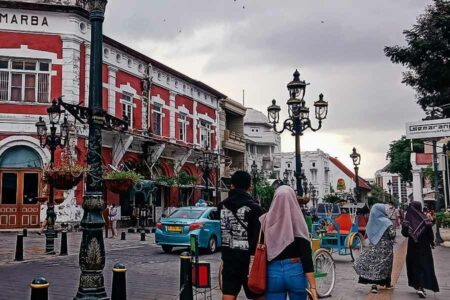 Kota Lama Semarang, Sensasi Berwisata dalam Belantara Bangunan Eropa