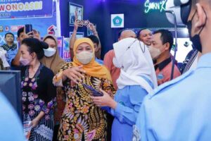 Revitalisasi Pendidikan Vokasi, Khofifah Harap SMK-Pusat Keunggulan jadi Agen Perubahan