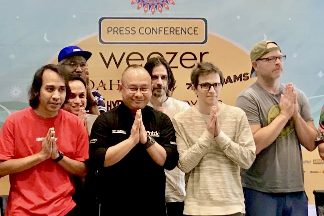 Besok, Weezer Gelar Konser Musik di Bali: I Expected To Be Luar Biasa