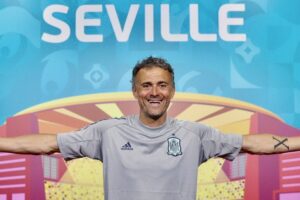 Profil Luis Enrique Calon Pelatih Chelsea yang Pernah Tukangi Barcelona dan Timnas Spanyol