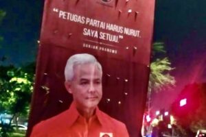 Pengamat: Baliho “Petugas Partai Harus Nurut” Bukti PDIP Naikkan Daya Tawar Ganjar