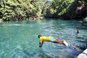 Asita Siapkan Paket Wisata ke Tiga Provinsi Baru Papua