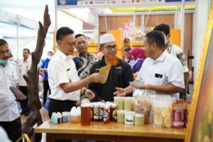 Walikota Dorong UMKM Naik Kelas Melalui Expo IWAPI