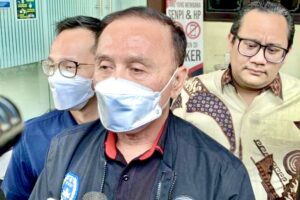 Ketum PSSI Iwan Bule Jalani 5 Jam Pemeriksaan Terkait Tragedi Kanjuruhan