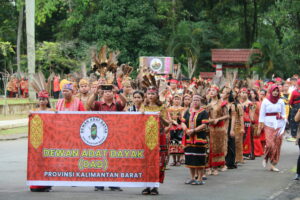Semarak Parade Kebudayaan Kalbar Tahun 2022, Bang Midji: Membuat Kalbar Maju dan Berkembang