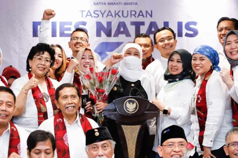 Unair Lolos di Peringkat 369 ‘Top 500 Perguruan Tinggi Dunia’, Khofifah: Prestasi Luar Biasa!